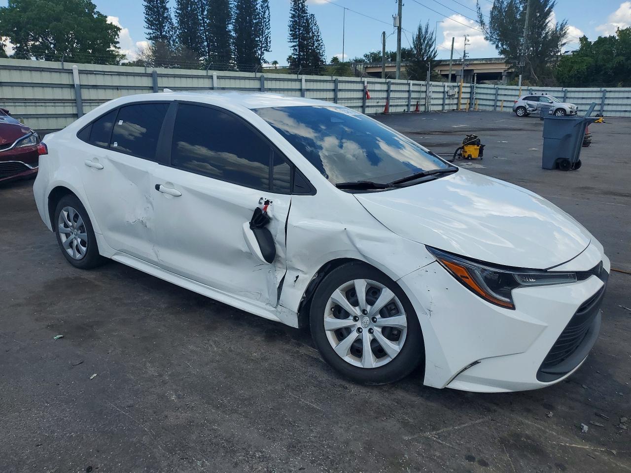 2023 Toyota Corolla Le - Фото 4