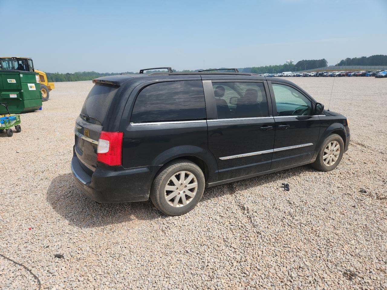 2014 Chrysler Town & Country Touring - Фото 3