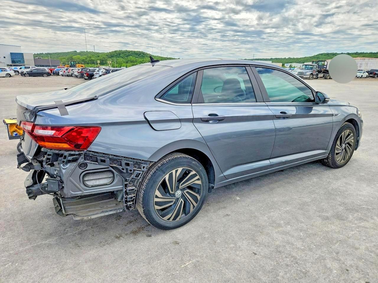 2019 Volkswagen Jetta Sel Premium - Фото 3