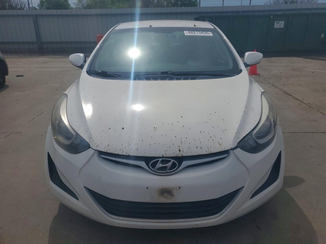 2014 Hyundai Elantra Se - Image 5