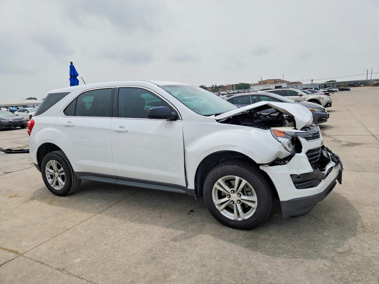 2017 Chevrolet Equinox Ls - Фото 4