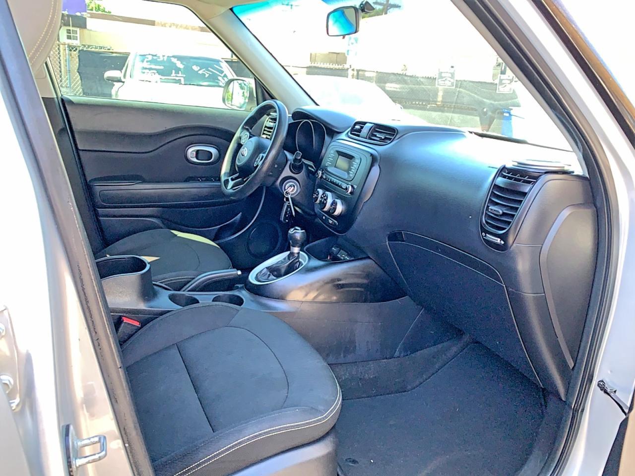 2016 Kia Soul Base - Image 5
