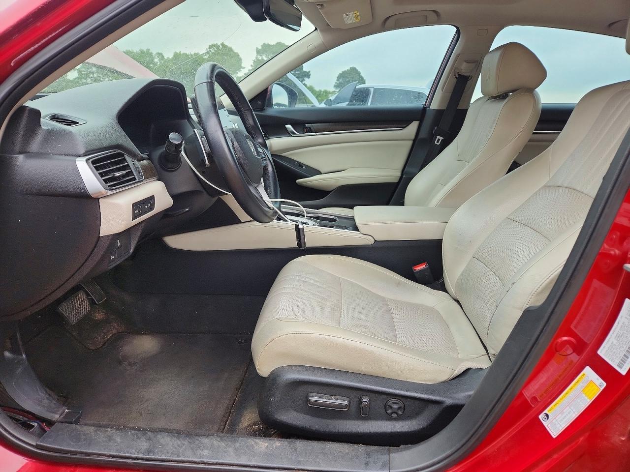 2018 Honda Accord Touring - Фото 7
