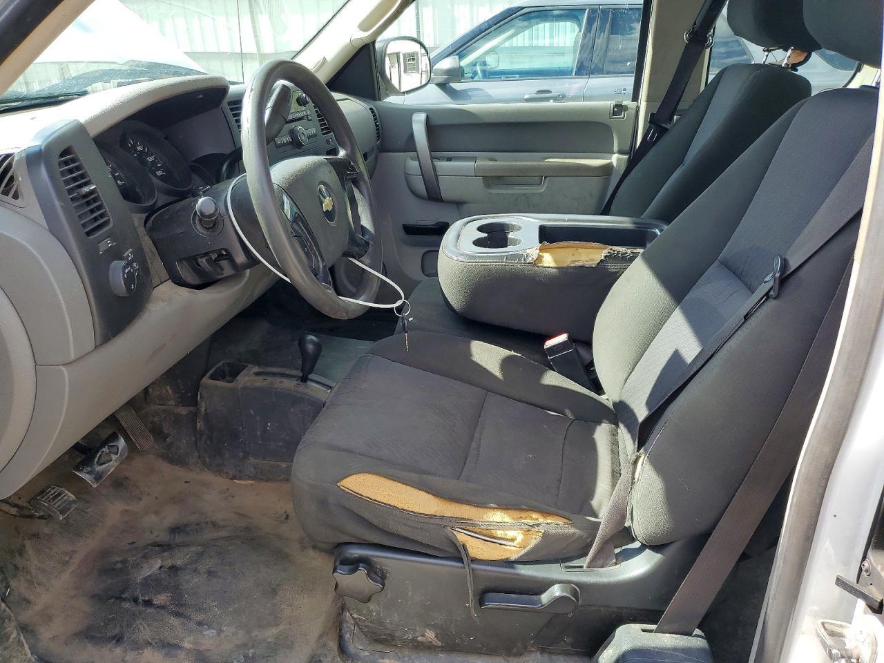 2010 Chevrolet Silverado K1500 - Image 7