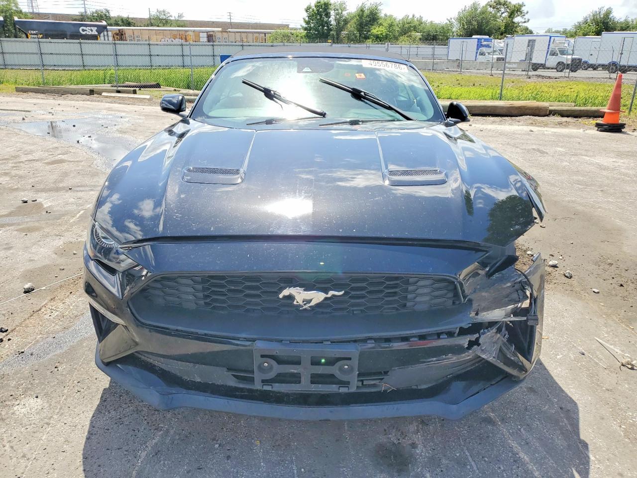 2022 Ford Mustang - Фото 5