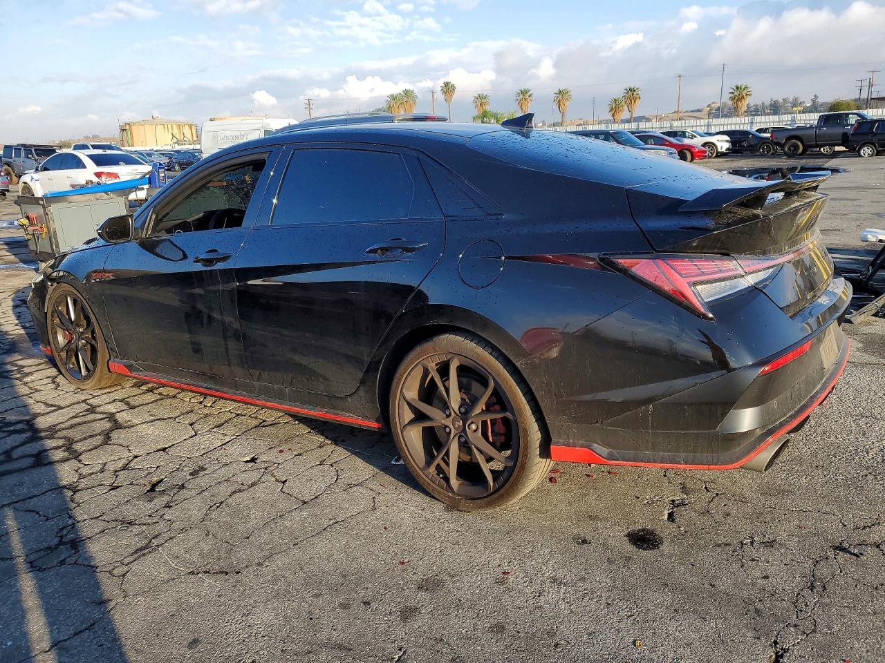 2025 Hyundai Elantra N Base - Фото 2