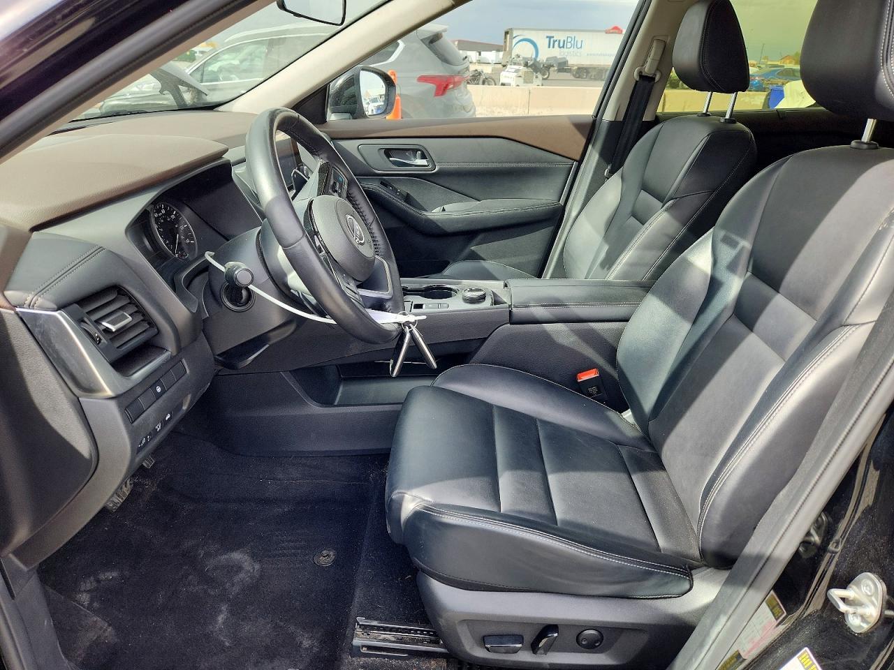 2023 Nissan Rogue Sv - Image 7