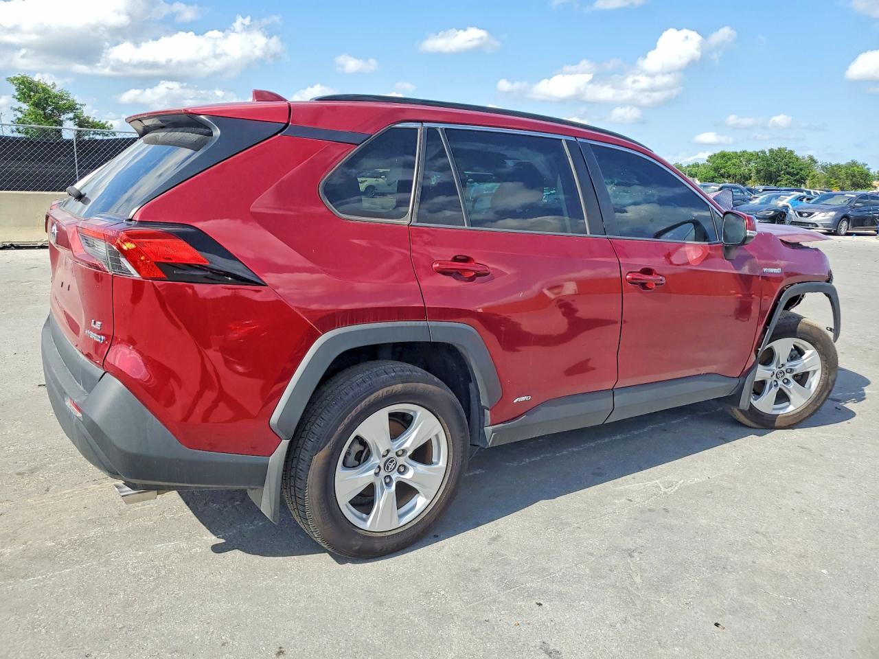 2020 Toyota Rav4 Le - Фото 3