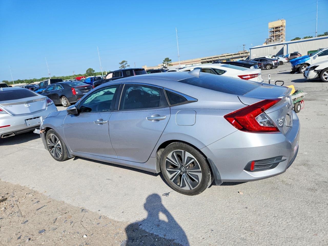 2017 Honda Civic - Фото 2
