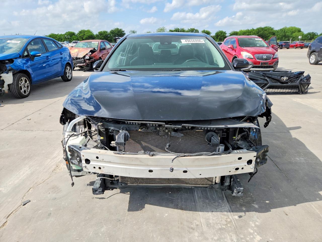 2022 Toyota Camry Se - Фото 5