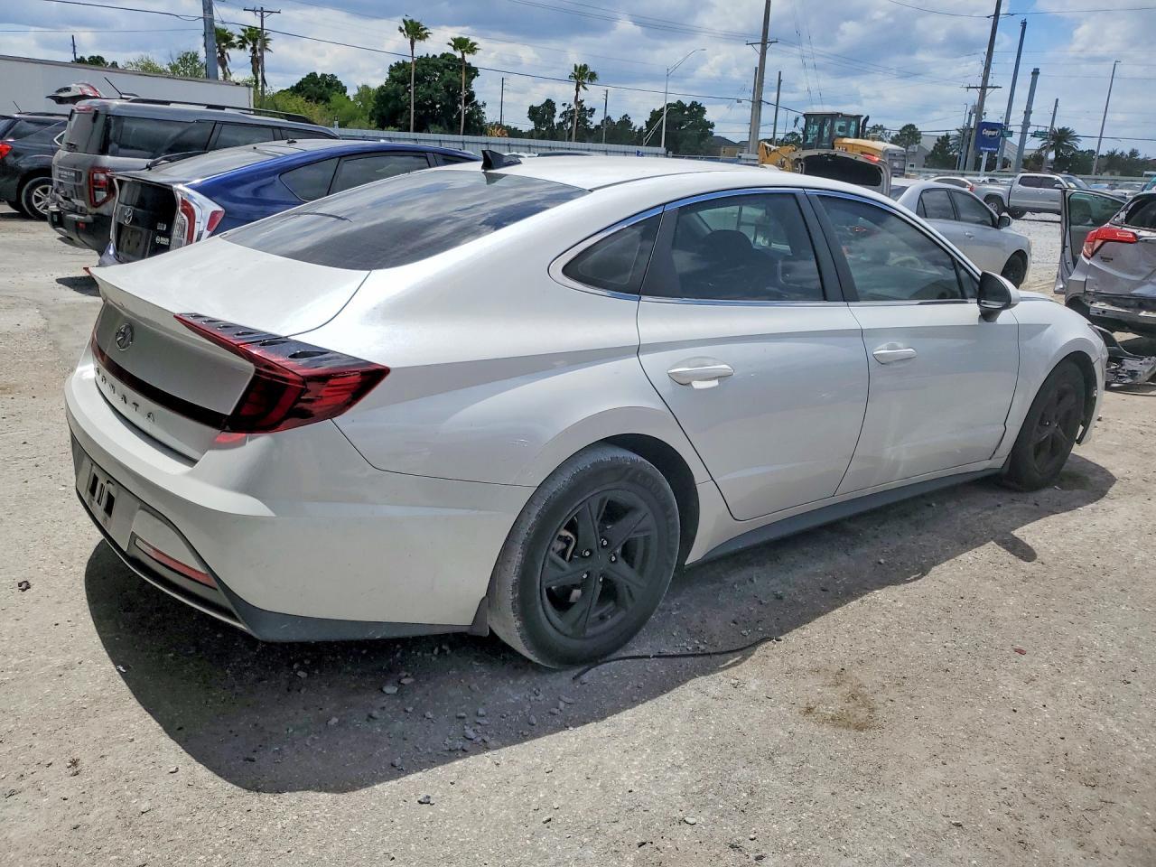 2020 Hyundai Sonata Se - Фото 3