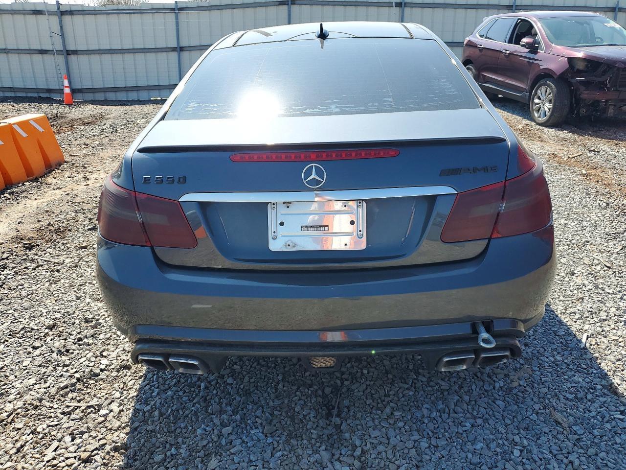 2012 Mercedes-Benz E 550 - Фото 6
