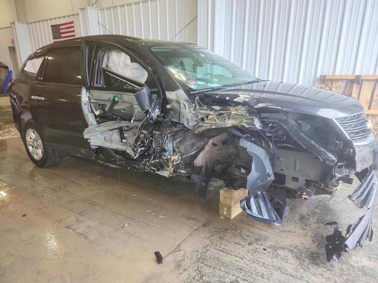 2015 Chevrolet Traverse Ls - Фото 4