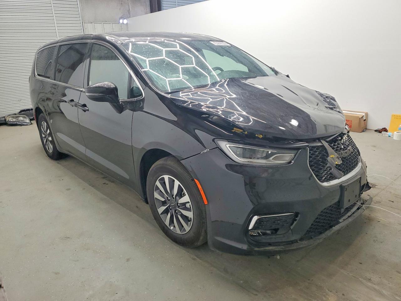 2025 Chrysler Pacifica Hybrid Select - Фото 4