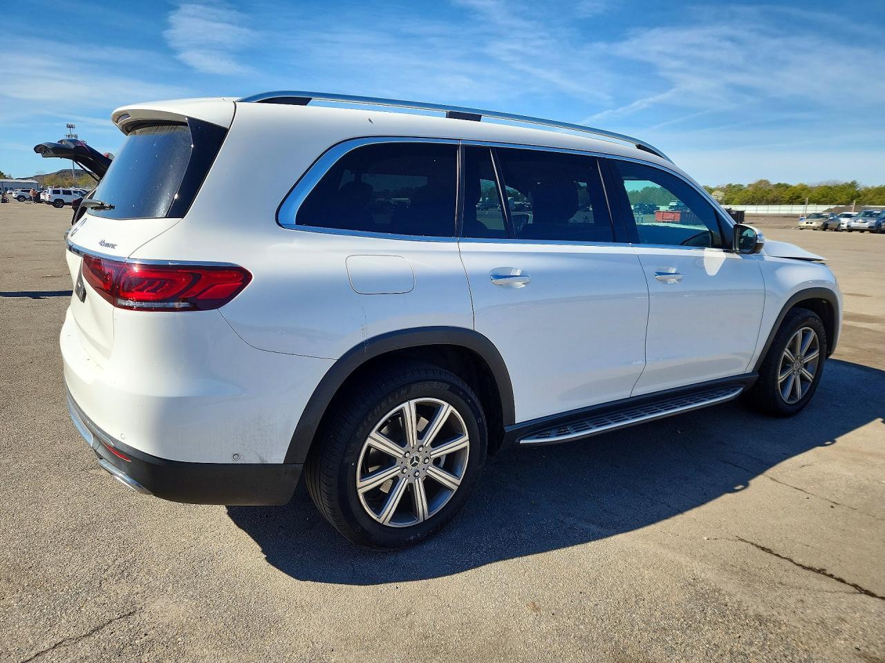 2022 Mercedes-Benz Gls 450 4Matic - Фото 3