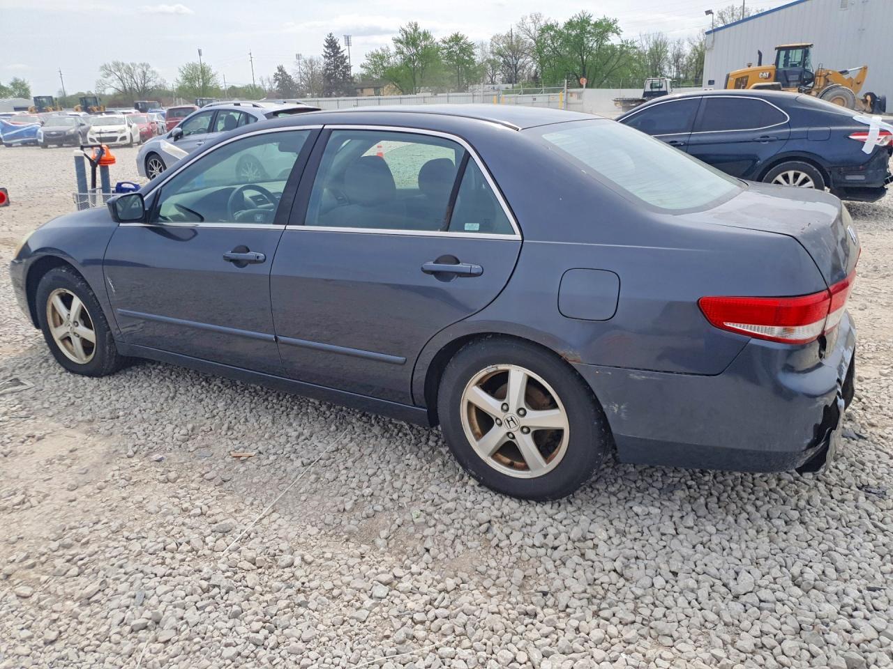 2003 Honda Accord - Image 2