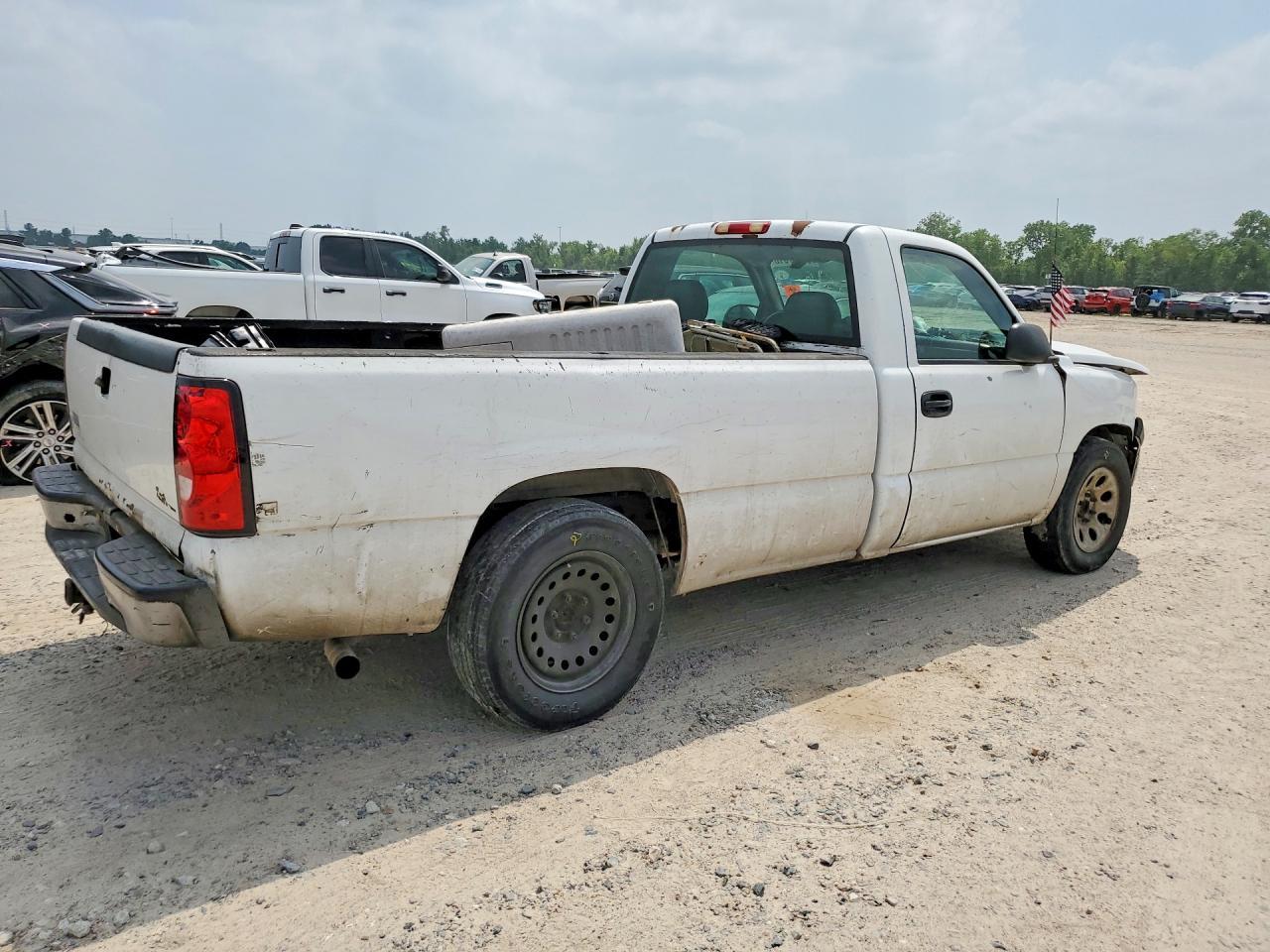 2006 Chevrolet Silverado C1500 - Фото 3