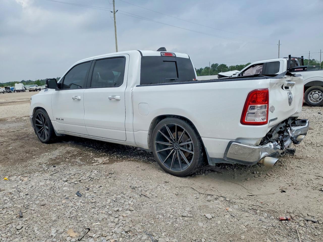 2019 Ram 1500 Big Horn - Фото 2