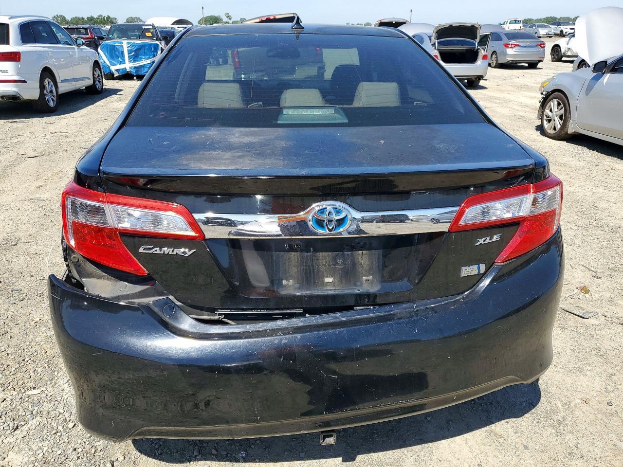 2012 Toyota Camry Hybrid Xle - Image 6