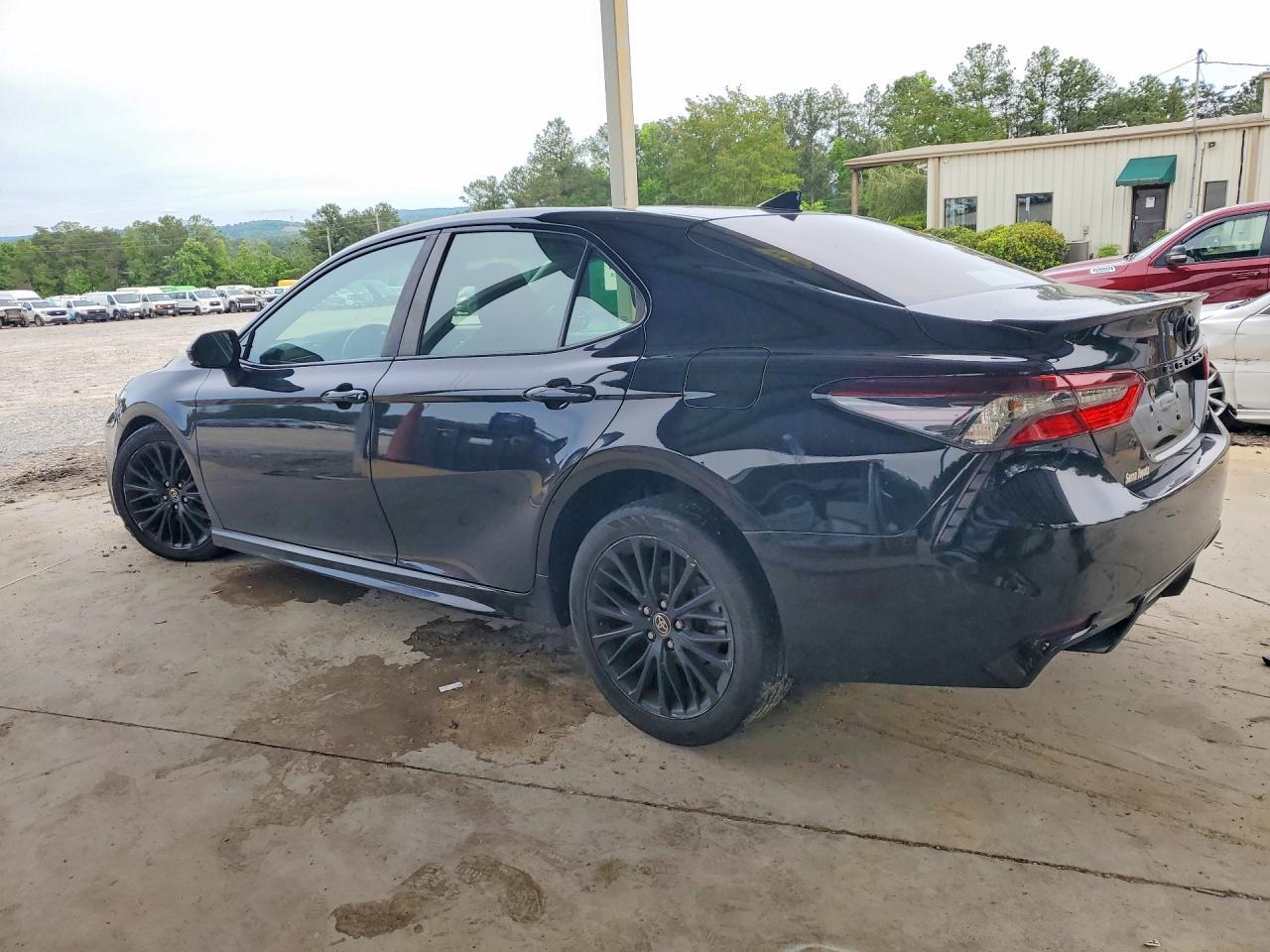 2021 Toyota Camry Se Nightshade - Image 2