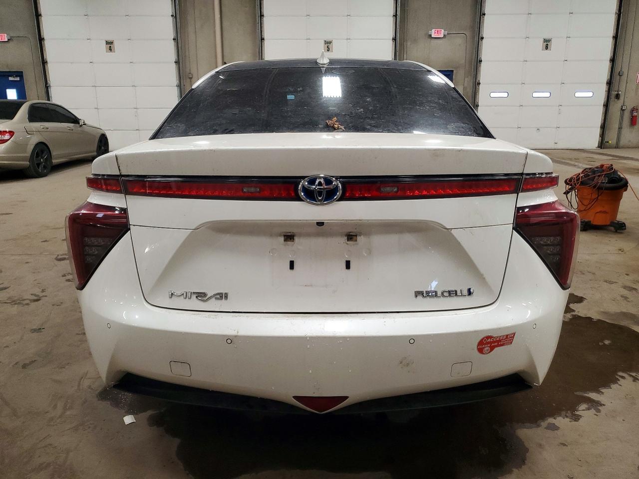 2017 Toyota Mirai Base - Фото 6