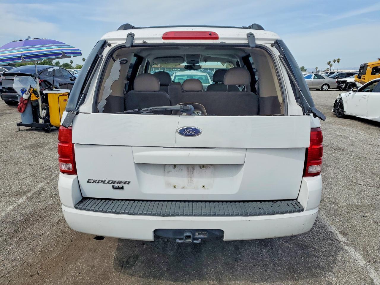 2004 Ford Explorer Xlt - Image 6