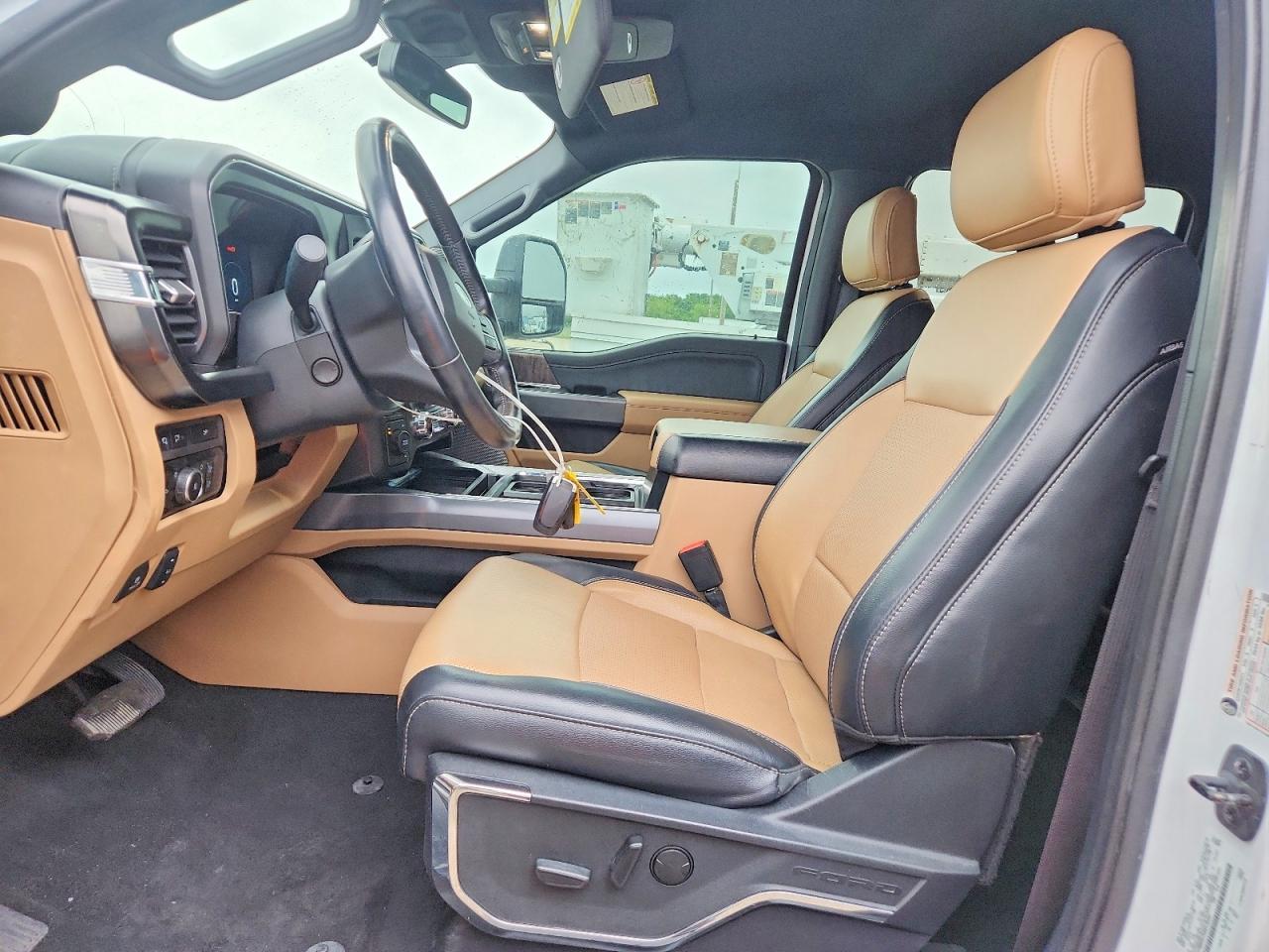 2024 Ford F350 Super Duty - Image 7