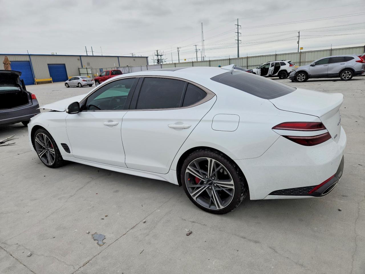 2025 Genesis G70 2.5T Sport Prestige - Фото 2