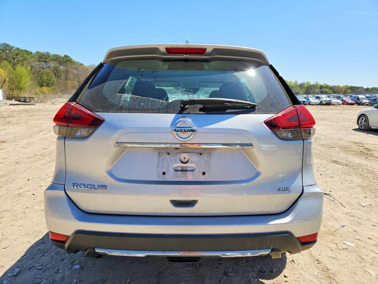 2020 Nissan Rogue S - Фото 6