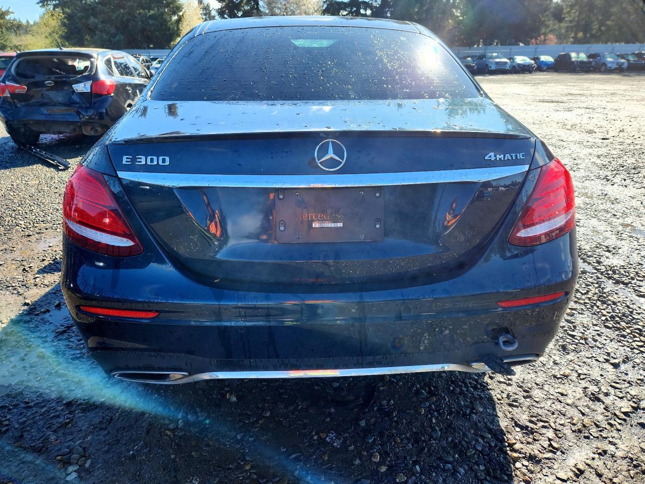 2017 Mercedes-Benz E Class - Фото 6