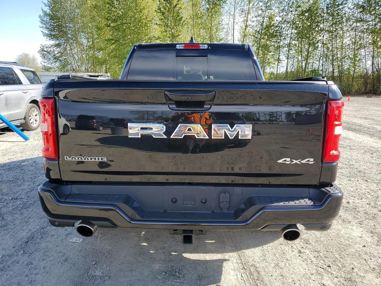 2025 Ram 1500 Laramie - Фото 6
