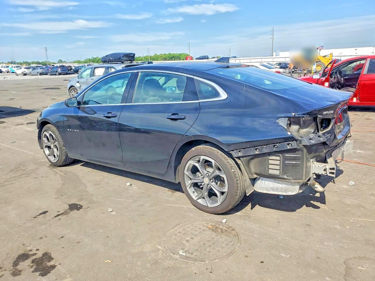 2023 Chevrolet Malibu Lt - Фото 2