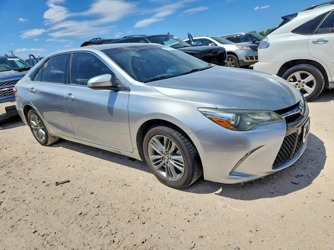 2017 Toyota Camry Se - Image 4