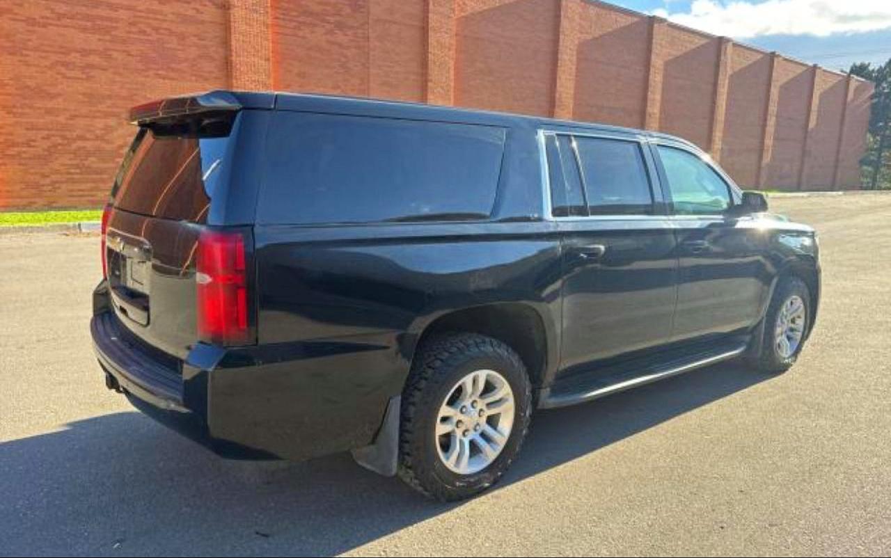 2016 Chevrolet Suburban K1500 - Image 4