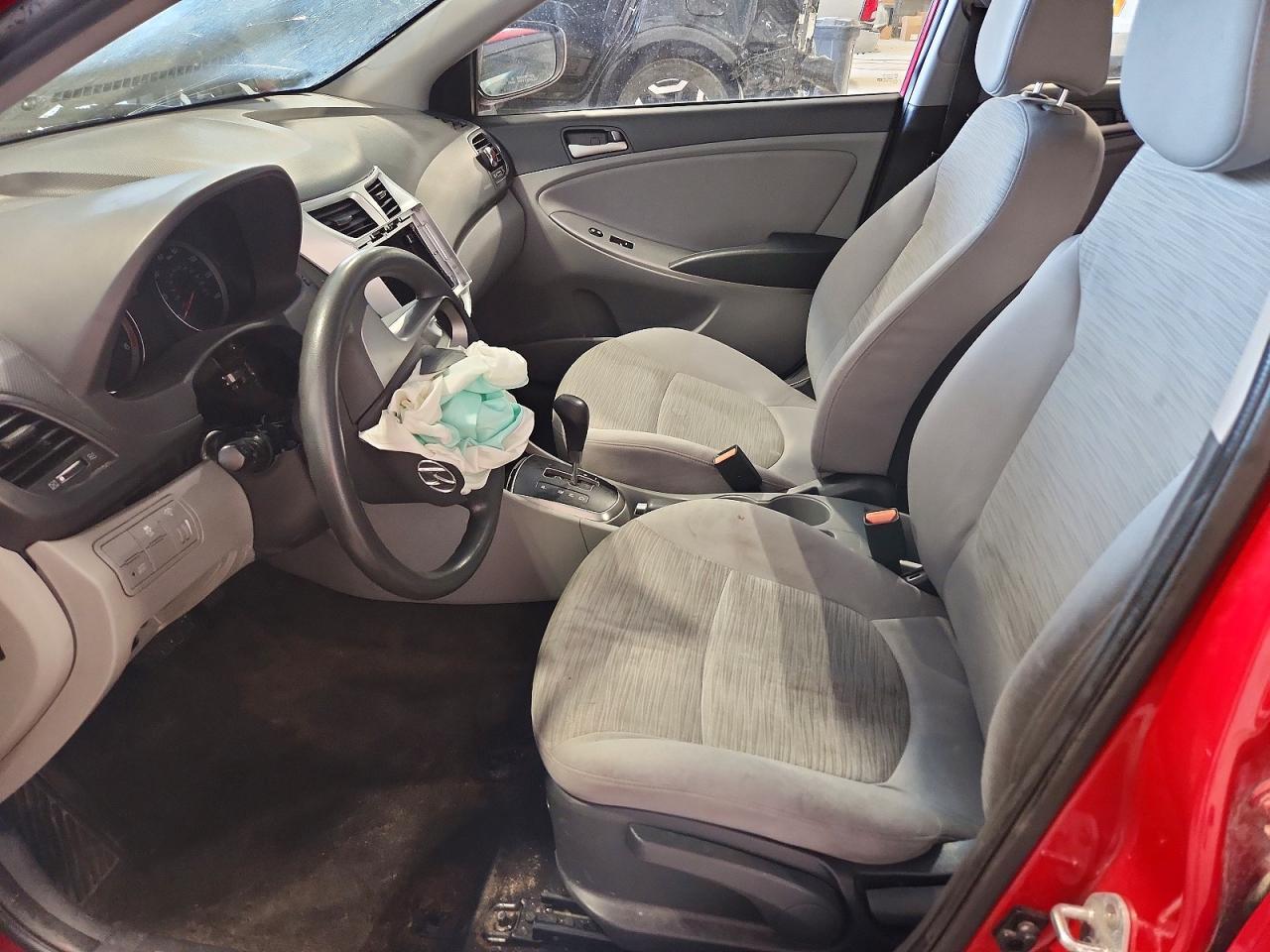 2016 Hyundai Accent Se - Фото 7