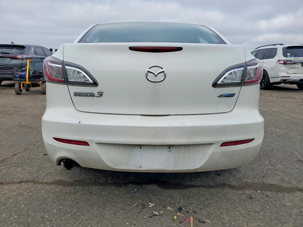 2013 Mazda 3 I - Image 6