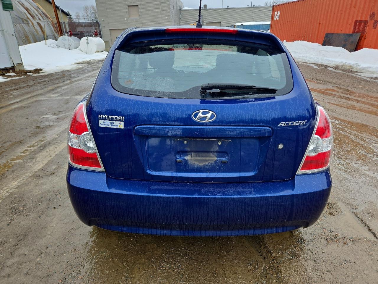 2011 Hyundai Accent Se - Фото 6