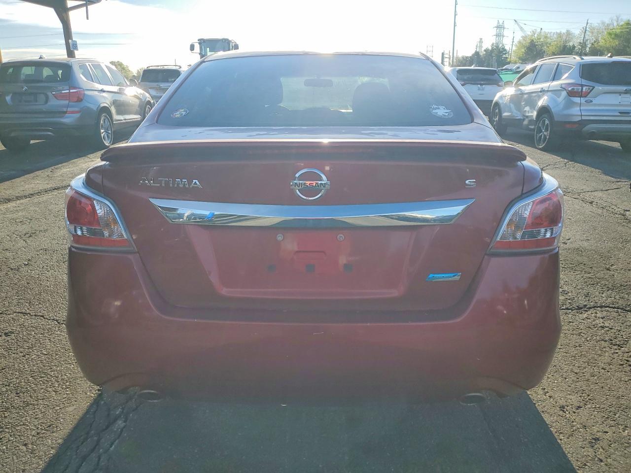 2014 Nissan Altima 2.5 S - Image 6