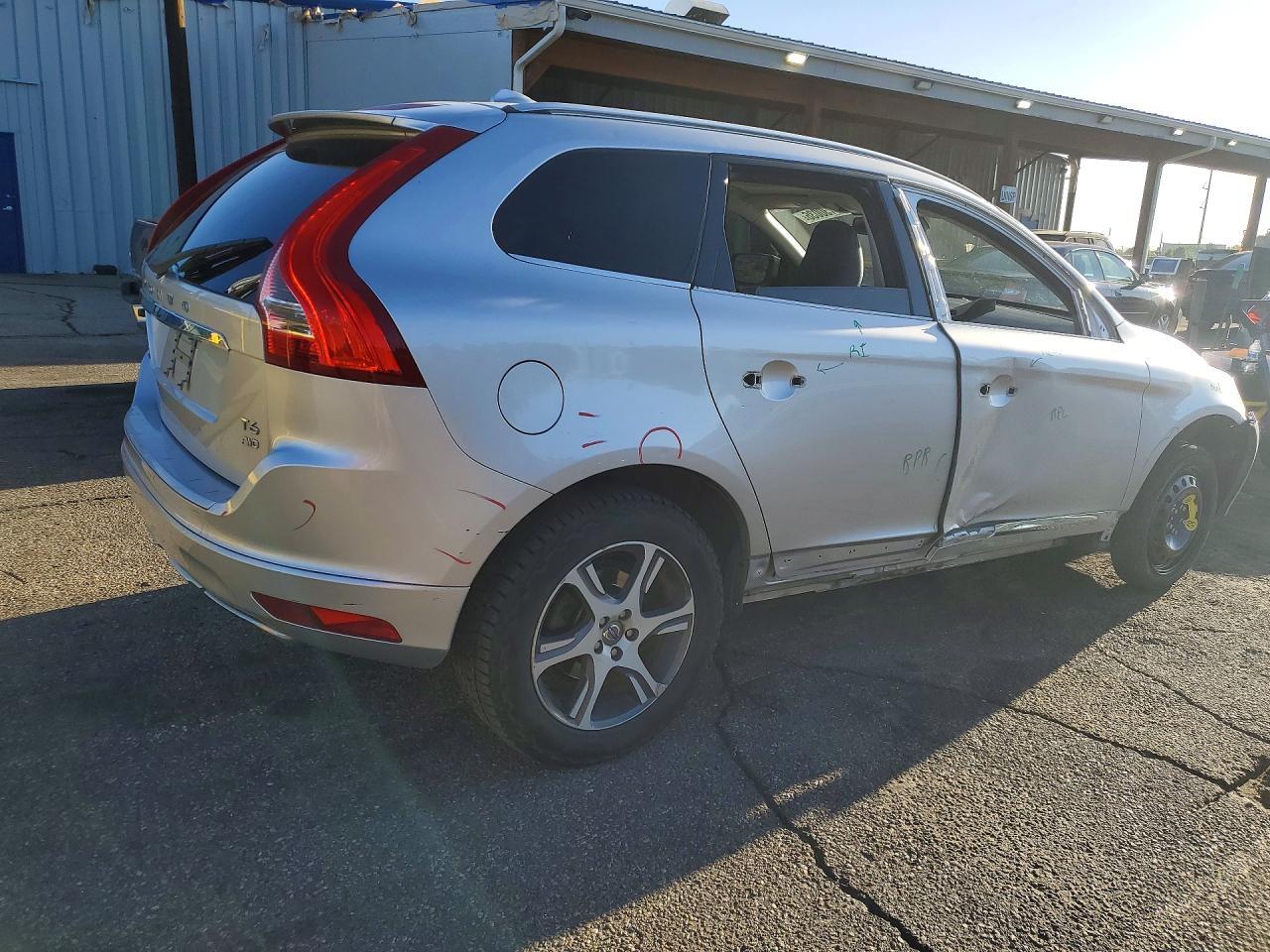 2014 Volvo Xc60 T6 - Image 3