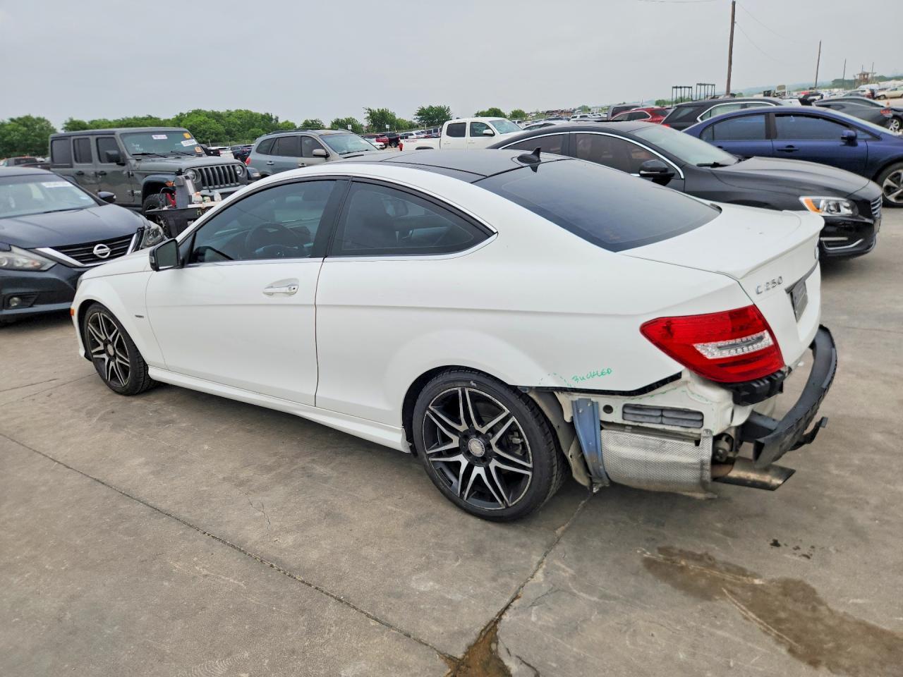 2014 Mercedes-Benz C 250 - Фото 2