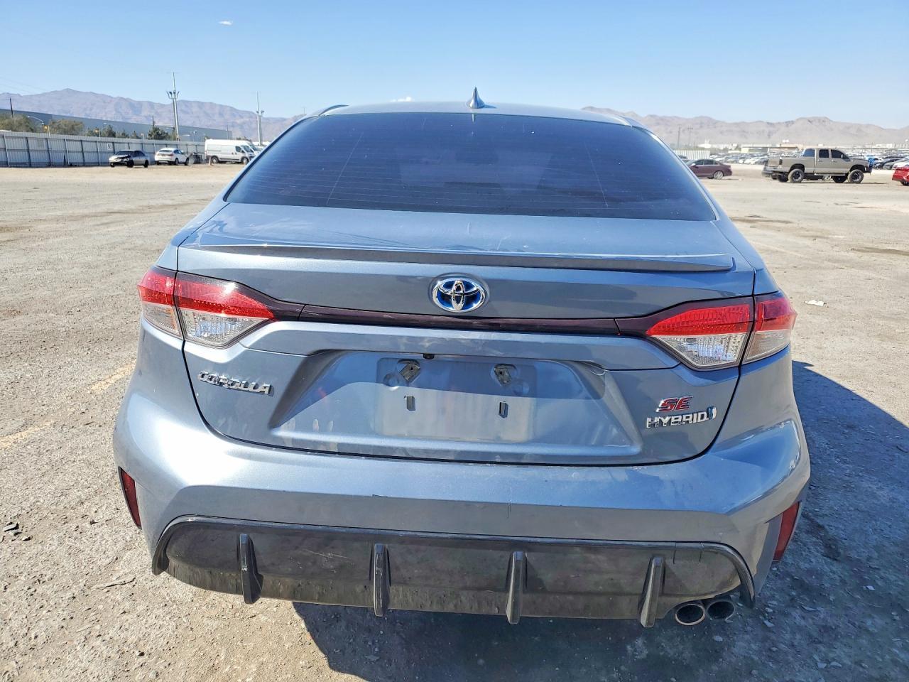 2024 Toyota Corolla Hybrid Se - Image 6