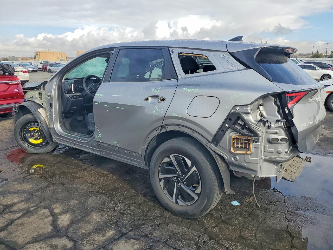 2023 Kia Sportage Lx - Фото 2