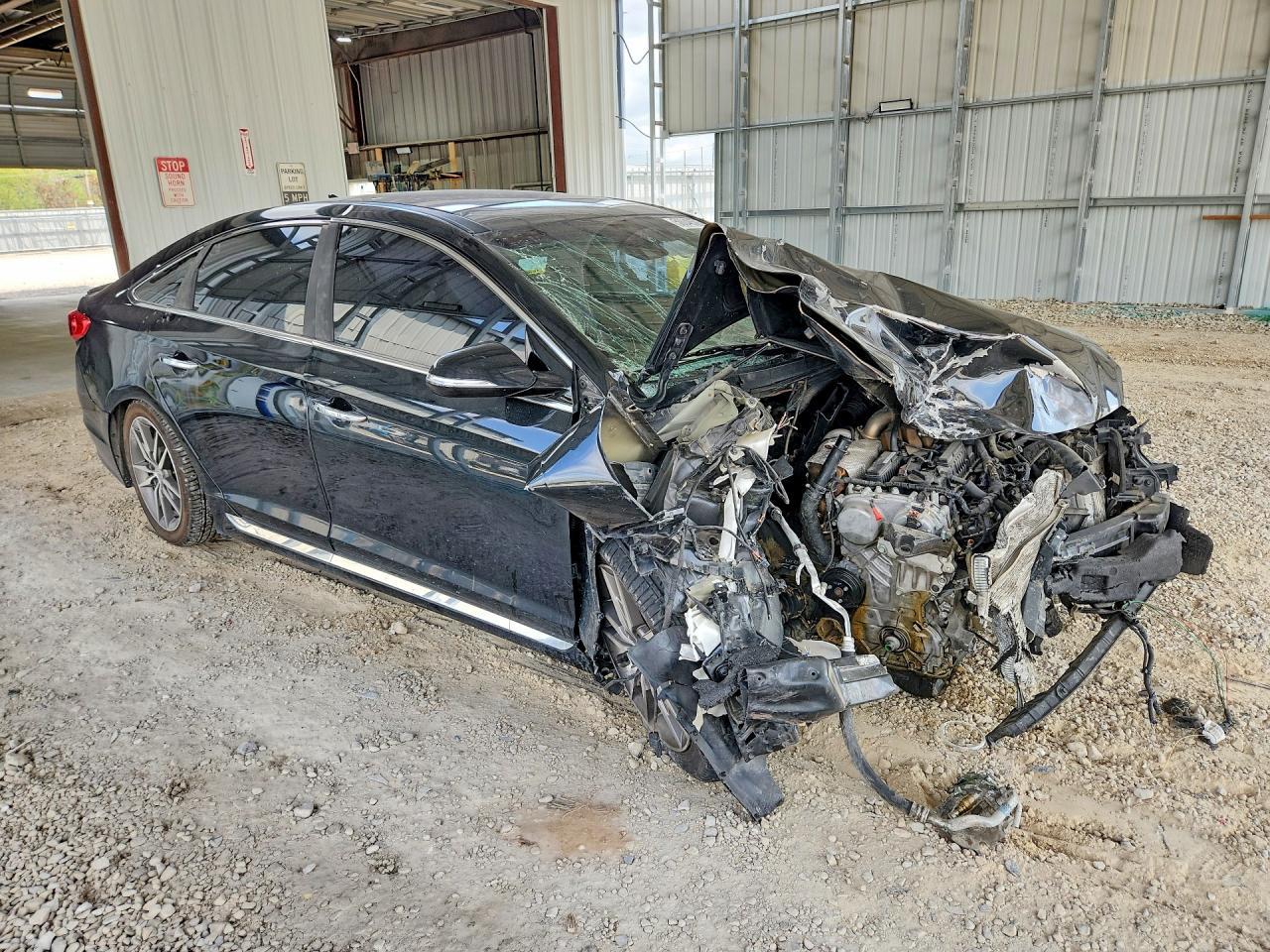 2015 Hyundai Sonata Sport 2.0T - Фото 4