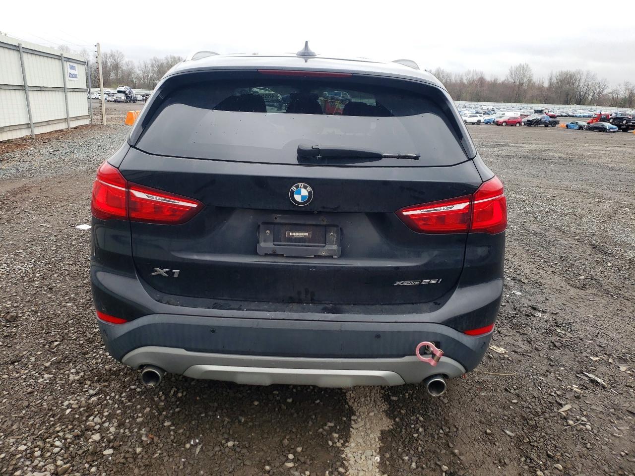 2018 BMW X1 xDrive28I - Фото 6