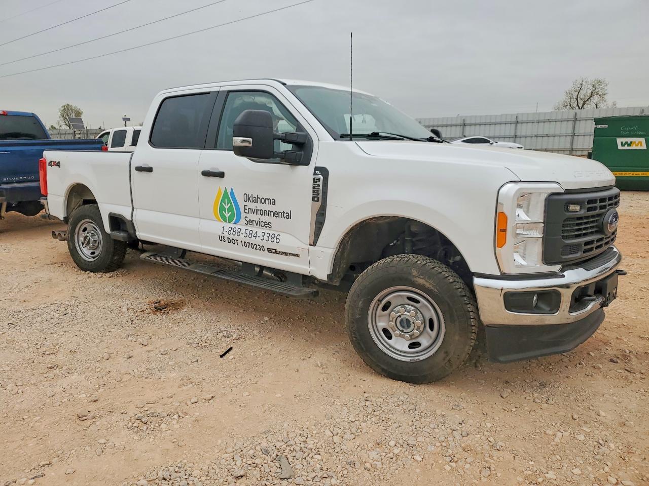 2023 Ford F250 Super Duty - Image 4