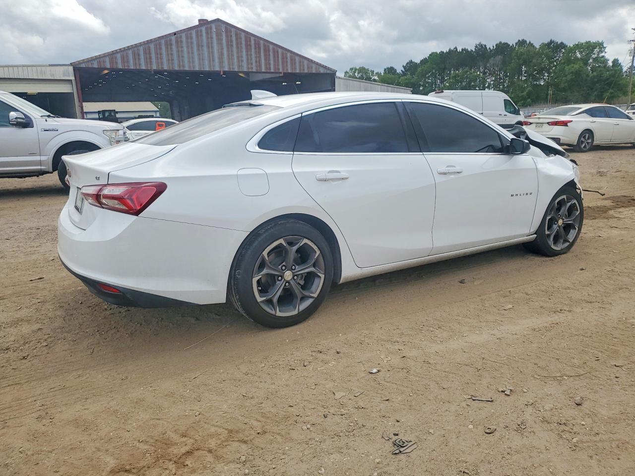 2021 Chevrolet Malibu Lt - Image 3