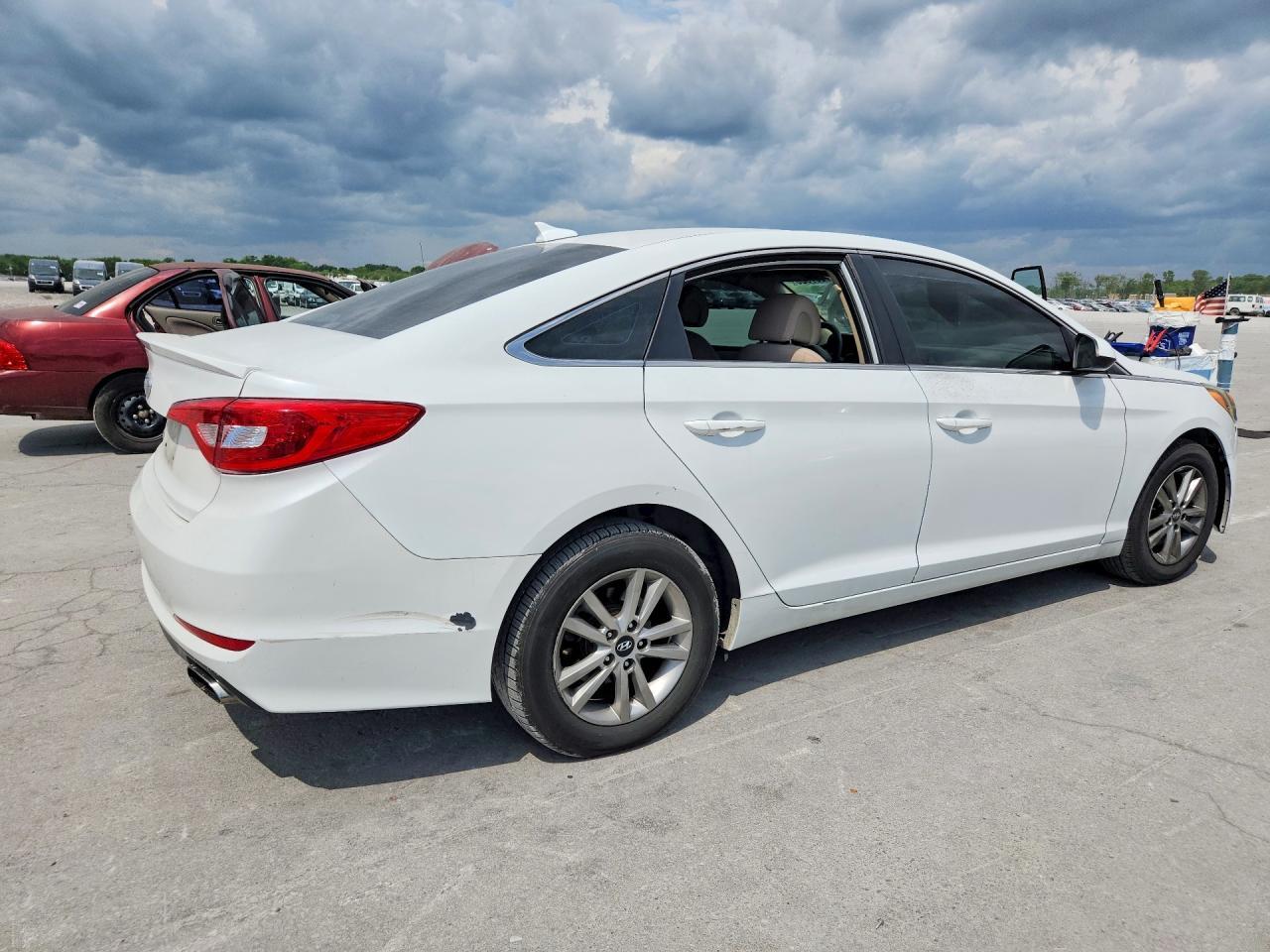 2017 Hyundai Sonata Se - Image 3