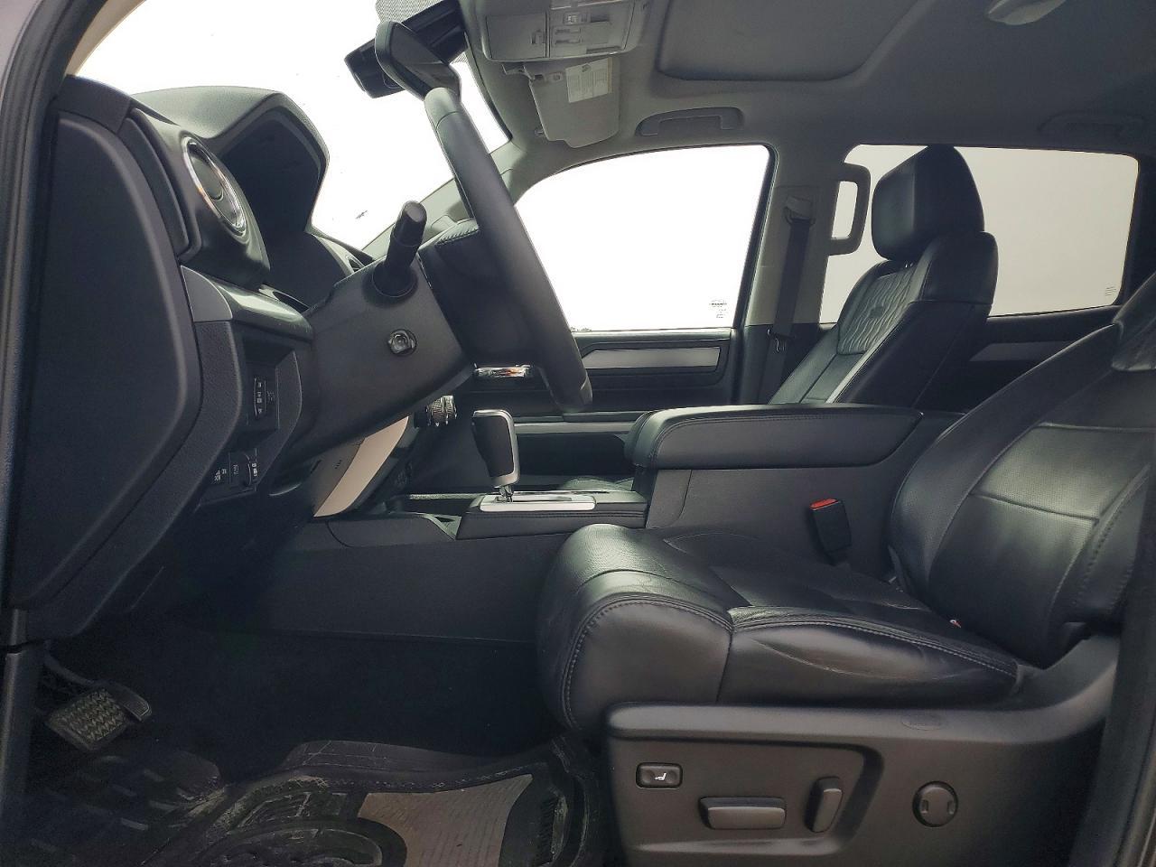 2021 Toyota Tundra Platinum - Фото 7