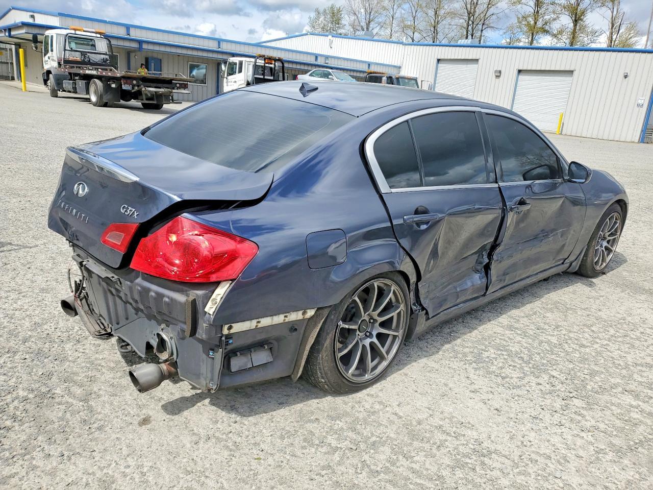 2009 Infiniti G37 Sedan X - Фото 3