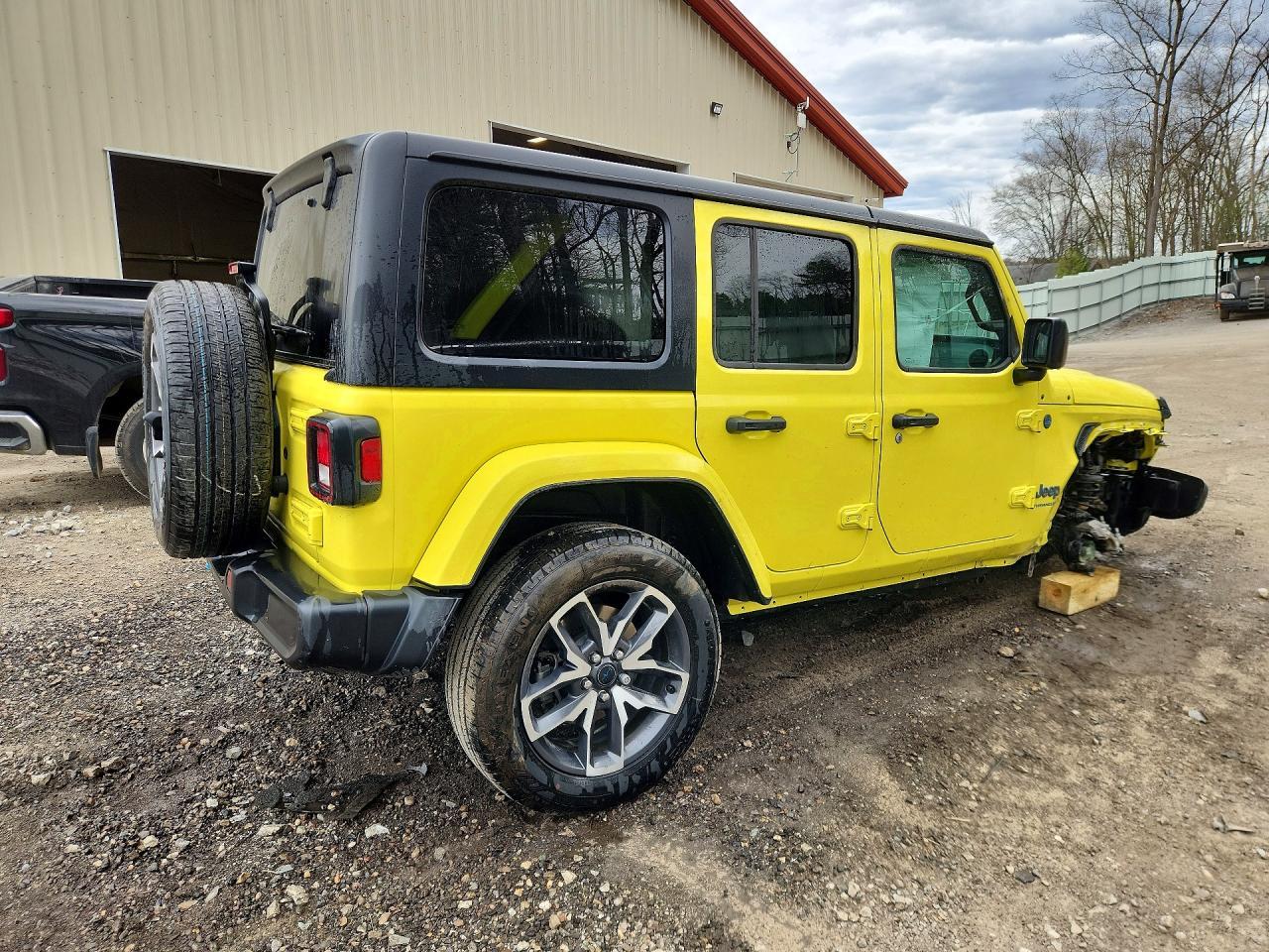 2024 Jeep Wrangler 4Xe - Фото 3